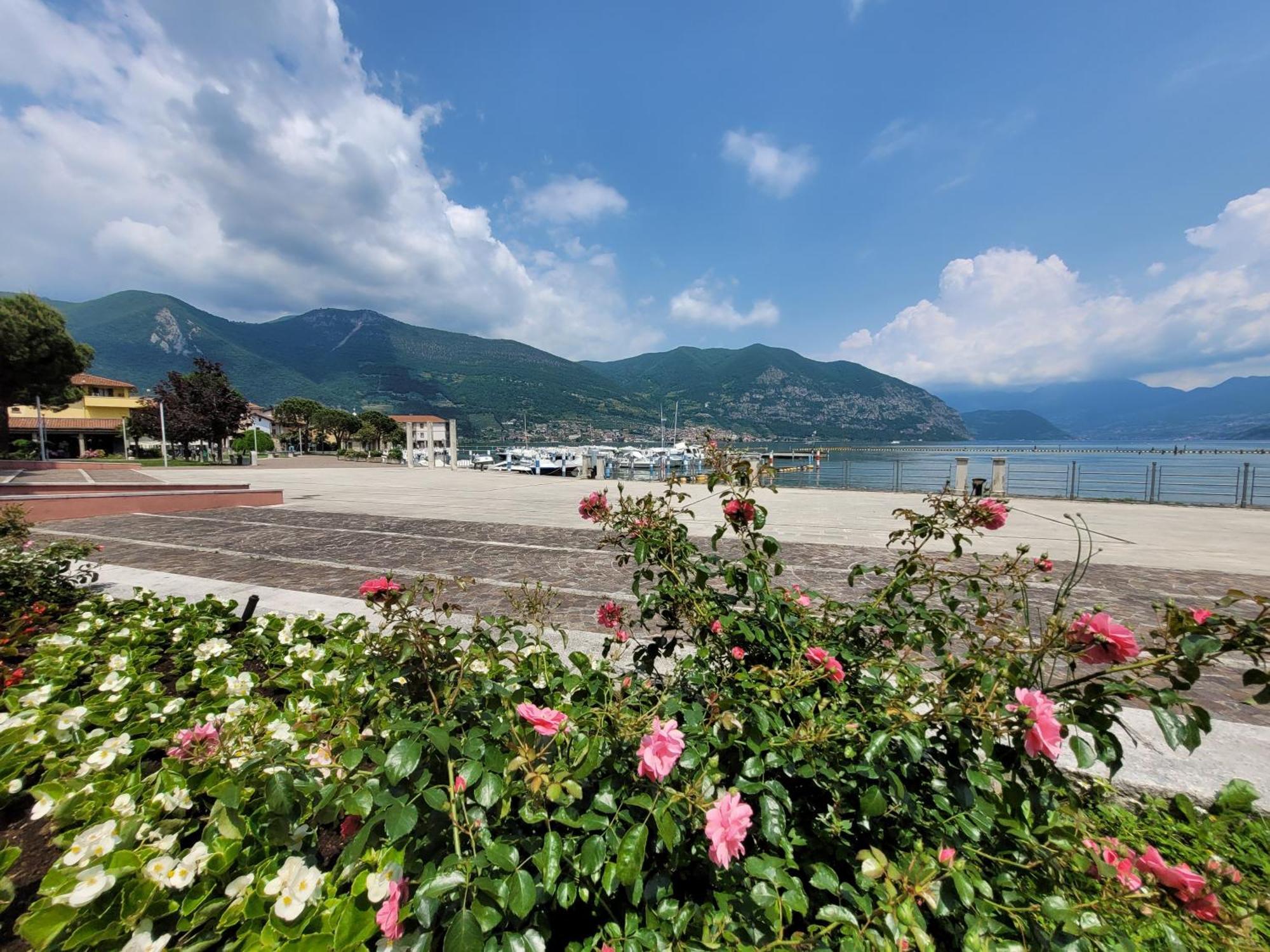 Light On Lake Iseo Клузане Экстерьер фото
